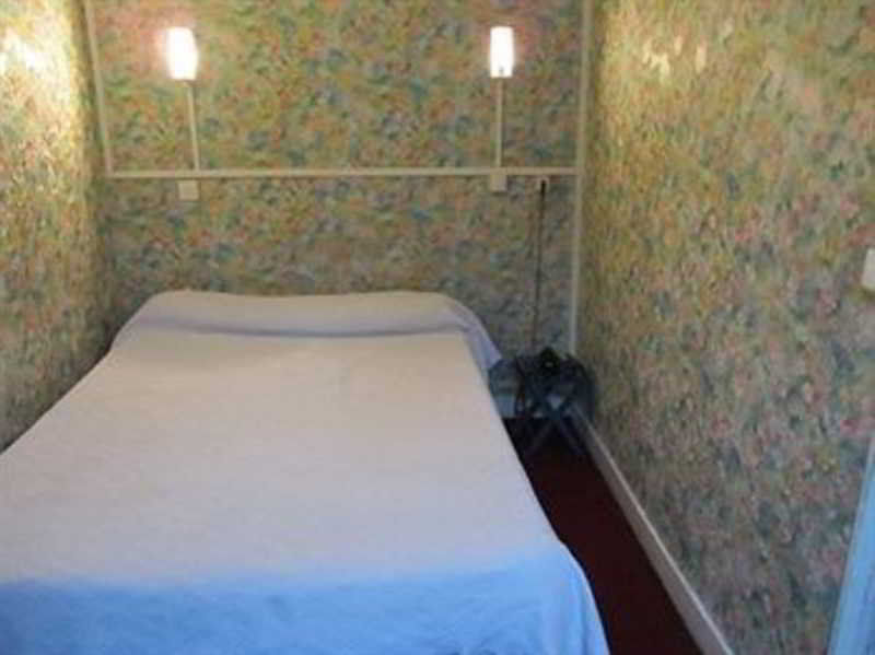 Hotel De Nevers Aulnay-sous-Bois Kültér fotó